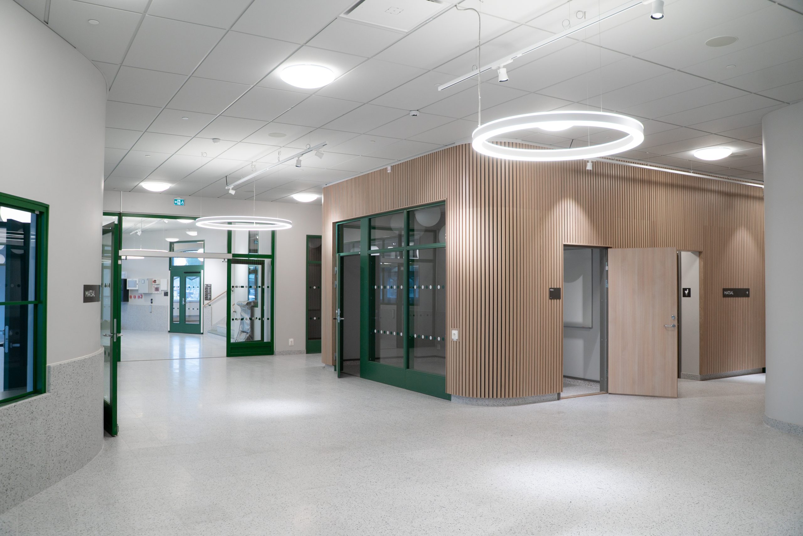 SLAKTHUSOMRÅDETS GYMNASIUM_FOTO AGNESE BLAUBARDE-11